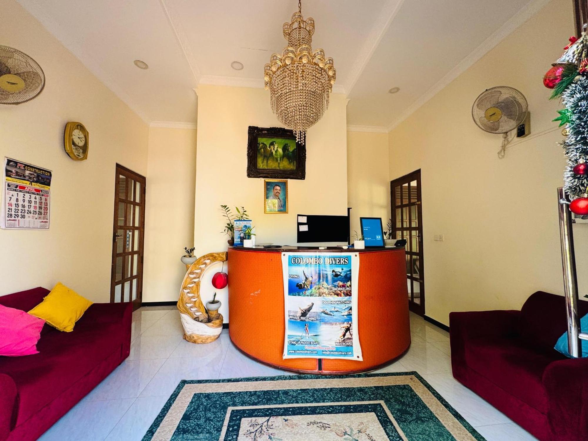 Aa Inn تريكونامالاي المظهر الخارجي الصورة