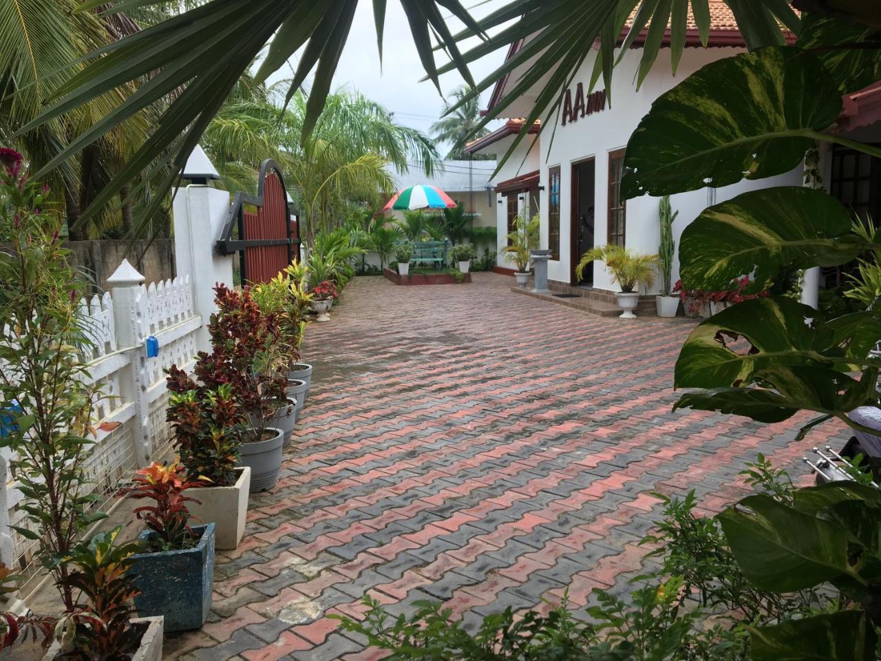 Aa Inn تريكونامالاي المظهر الخارجي الصورة
